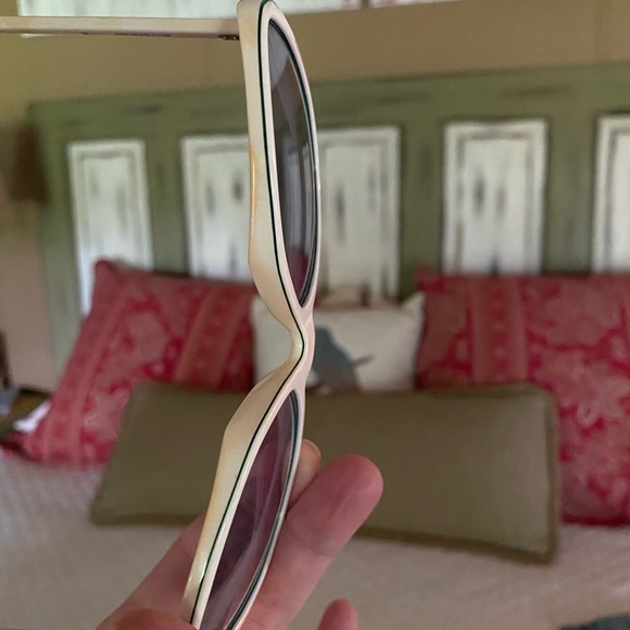 Givenchy sunglasses (vintage) - Picture 6 of 9